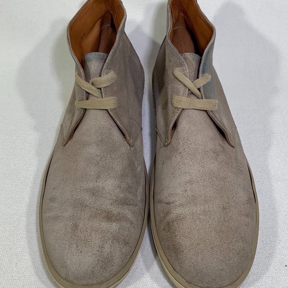 VINCE Suede Chukka Taupe Sneakers